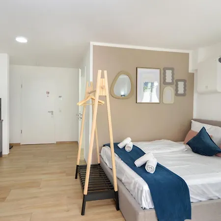 Appartement At Weinmeister - Life & Style