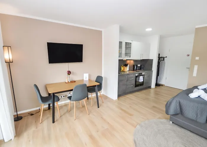 At Weinmeister - Life & Style