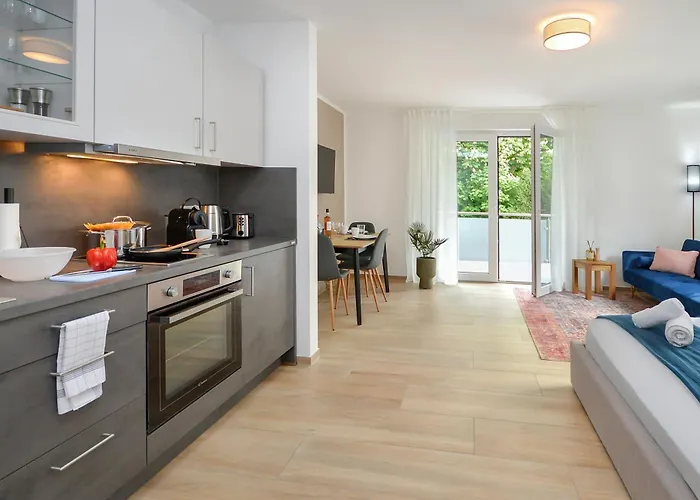 At Weinmeister - Life & Style